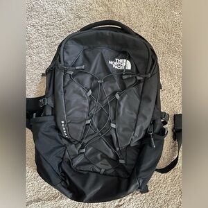 NORTH FACE BOREALIS BACKPACK LIGHTLY USED